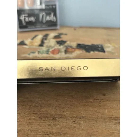 Lilly Lashes Faux Mink San Diego Sealed Black - Pretty Woman Faux Nails - NIB - Picture 3 of 6